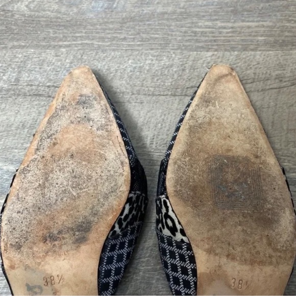 Manolo Blahnik Pointy Toe Mules - Picture 6 of 6